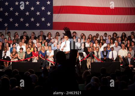 Präsident Barack Obama beantwortet Fragen während eines Ratssitzung im Gesundheitswesen an der Shaker Heights High School in Cleveland, Ohio, 23. Juli 2009. Stockfoto