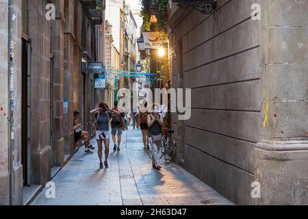 Impressionen von barcelona - eine Stadt an der Küste des nordöstlichen spaniens. Sie ist die Hauptstadt und größte Stadt der autonomen Gemeinschaft katalonien sowie die zweitbevölkerungsreichste Gemeinde spaniens. Stockfoto