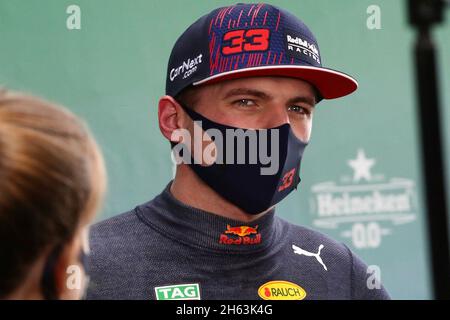 Sao Paulo, Brasilien. November 2021. 12.11.2021, Autodromo Jose Carlos Pace, Interlagos, FORMEL 1 HEINEKEN GRANDE PREMIO DO BRASIL 2021, im Bild 2. Startplatz für Max Verstappen (NEL), Red Bull Racing Honda Credit: dpa/Alamy Live News Stockfoto