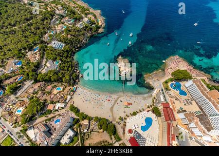 Luftbild, Bucht und Strand platja de Camp de mar, Restaurant illeta auf einer kleinen Insel mit Steg, es Camp de mar, andratx, mallorca, balearen, spanien Stockfoto