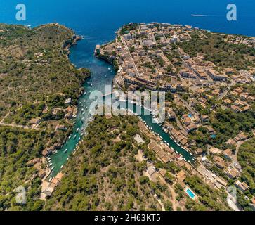 Luftaufnahme, Bucht und Yachthafen Caló d'en boira und cala figuera, mallorca, balearen, spanien Stockfoto