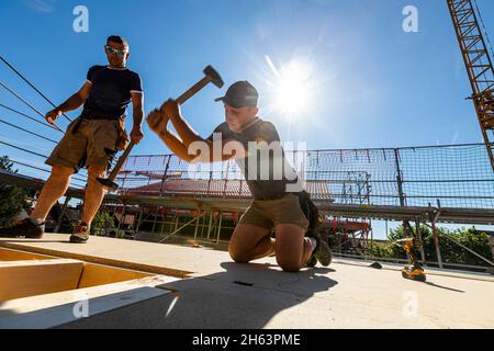 deutschland,bayern,Bau eines vorgefertigten Holzhauses, Stockfoto