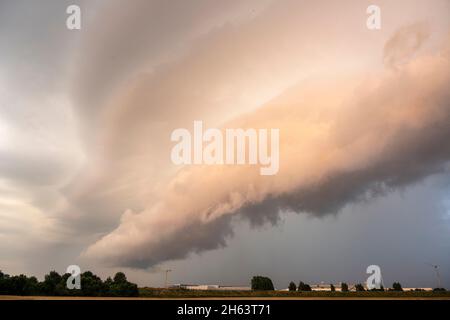 deutschland, niedersachsen, emden, Schelfwolke über ostfriesland, bei emden. Stockfoto