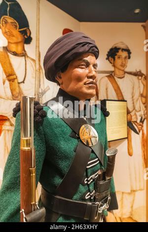 england, winchester, winchester's Militärviertel Museen, das gurkha Museum, Statue des gurkha Soldaten in historischer Uniform Stockfoto