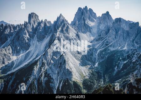 Eine atemberaubende Aussicht auf den Berg cadini di misurina in den italienischen alpen, dolomiten. Stockfoto