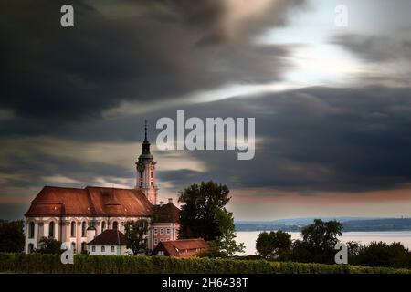 Die Basilika birnaus in dramatischem Licht Stockfoto