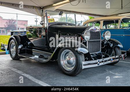 Reno, NV - 6. August 2021: 1929 Ford Modell Ein Roadster Pickup Truck auf einer lokalen Auto-Show. Stockfoto