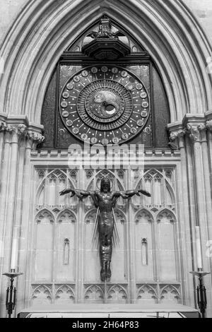 Wells.Somerset.Vereinigtes Königreich.30. Oktober 2021.Ansicht der Uhr in der Kathedrale von Wells in Somerset Stockfoto