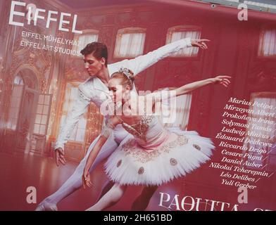 Plakate für Opern, Ungarische Staatsoper, Andrassy Avenue, Andrassy ut, Budapest, Ungarn Stockfoto