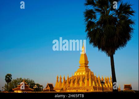 Laos, ville de Vientiane, Stupa Pha That Luang // Laos, Vientiane Stadt, Pha That Luang Stupa Stockfoto