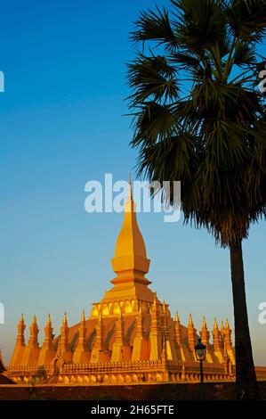 Laos, ville de Vientiane, Stupa Pha That Luang // Laos, Vientiane Stadt, Pha That Luang Stupa Stockfoto