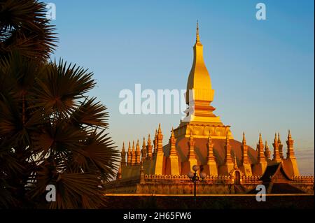 Laos, ville de Vientiane, Stupa Pha That Luang // Laos, Vientiane Stadt, Pha That Luang Stupa Stockfoto