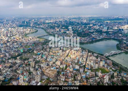 Luftaufnahme von Hatirjheel und seiner angrenzenden. Dhaka, Bangladesch. Stockfoto