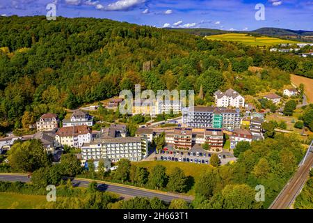 Bad Salzschlirf aus der Luft | Luftbilder von Bad Salzschlirf im Landkreis Fulda | Deutsches Dorf Bad Salzschlirf von oben Stockfoto