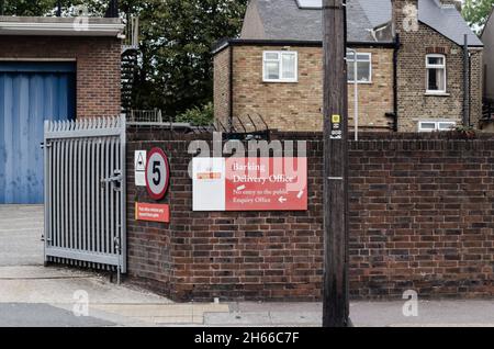 Das Sortierungs- und Zustellbüro von Barking Postal in East London, Großbritannien Stockfoto