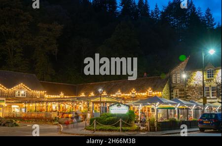 The Royal Oak Hotel, Holyhead Road, Betws-Y-Coed, Conwy, North Wales. Bild aufgenommen im November 2021. Stockfoto