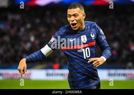 Creteil, Frankreich, Frankreich. November 2021. Kylian MMAPPE aus Frankreich feiert sein Ziel während des FIFA World Cup Qualification 2022 Gruppe-D-Spiels zwischen Frankreich und Kasachstan im Stadion Parc des Princes am 13. November 2021 in Paris, Frankreich. (Bild: © Matthieu Mirville/ZUMA Press Wire) Stockfoto