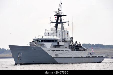 AJAXNETPHTO. AUGUST 2021. RIVER TYNE, ENGLAND. - PATROUILLE SHP - RIVER CLASS OPV HMS MERSEY (P283) NACH AUSSEN NACH EINEM KURZEN BESUCH IN NEWCASTLE.FOTO:TONY HOLLAND/AJAX REF;DTH210508 39164 Stockfoto