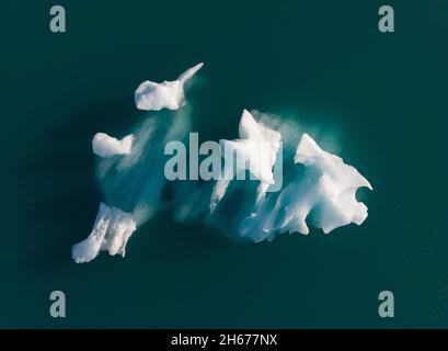 Luftaufnahme eines Eisbergs Stockfoto