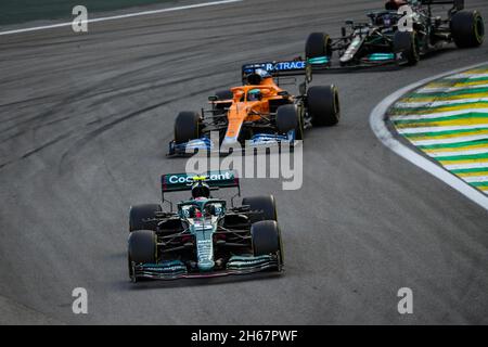 05 VETTEL Sebastian (ger), Aston Martin F1 AMR21, 03 RICCIARDO Daniel (aus), McLaren MCL35M, Aktion während der Formel 1 Heineken Grande Premio De Sao Paulo 2021, Sao Paulo Grand Prix, 19. Lauf der FIA Formel 1 Weltmeisterschaft 2021 vom 12. Bis 14. November 2021 auf dem Interlagos Circuit, In Sao Paulo, Brasilien - Foto: Florent Gooden/DPPI/LiveMedia Stockfoto