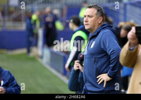 Birkenhead, Großbritannien. November 2021. Micky Mellon, Manager von Tranmere Rovers, schaut zu. EFL Skybet Football League Two Match, Tranmere Rovers gegen Sutton United am Samstag, 13. November 2021, im Prenton Park, Birkenhead, Wirral. Dieses Bild darf nur für redaktionelle Zwecke verwendet werden. Nur zur redaktionellen Verwendung, Lizenz für kommerzielle Nutzung erforderlich. Keine Verwendung bei Wetten, Spielen oder Veröffentlichungen in einem Club/einer Liga/einem Spieler.PIC von Chris Stading/Andrew Orchard Sports Photography/Alamy Live News Credit: Andrew Orchard Sports Photography/Alamy Live News Stockfoto