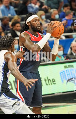 Orlando, Florida, USA, 13. November 2021, Washington Wizards Forward Montrezl Harrell #6 im Amway Center. (Foto: Marty Jean-Louis/Alamy Live News Stockfoto