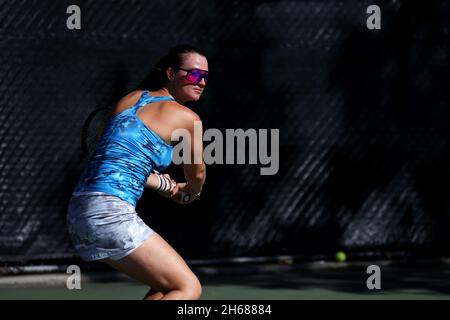 Tennis-Profi Marina Oetiker, spielt im Downtown Tennis Club, in New York City, 10/21/2021 Model veröffentlicht Stockfoto