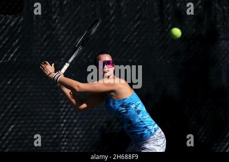 Tennis-Profi Marina Oetiker, spielt im Downtown Tennis Club, in New York City, 10/21/2021 Model veröffentlicht Stockfoto