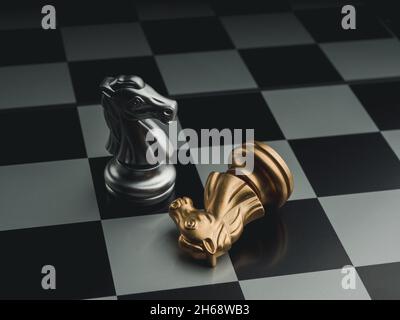 Die silbernen Pferde, Ritter Schach Stück in der Nähe der Verlierer goldene Schach Stück, die auf Schachbrett Hintergrund gefallen. Führung, Sieger, Verlierer, Compe Stockfoto