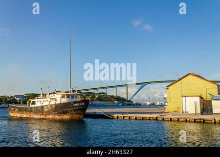 Juliana Queen Bridge in der Stadt Willemstad Stockfoto