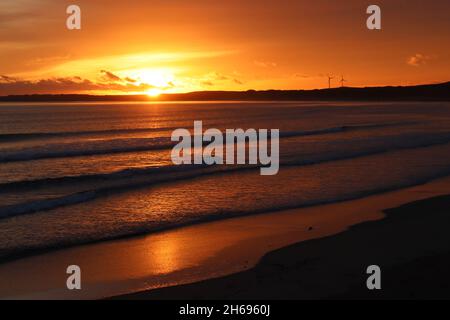 Morgenlicht am Strand von Fraserburgh Stockfoto