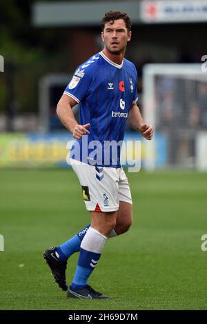 EXETER, GBR. 13. NOVEMBER Harrison McGahey von Oldham Athletic während des Sky Bet League 2-Spiels zwischen Exeter City und Oldham Athletic am Samstag, den 13. November 2021 im St James' Park, Exeter. (Kredit: Eddie Garvey | MI News) Stockfoto