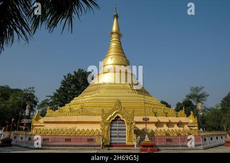 Myanmar Goldener Tempel in Lumbini, Nepal. Stockfoto