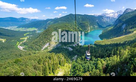 Gosausee, ein schöner See mit Bergen im Salzkammergut, Österreich. Stockfoto