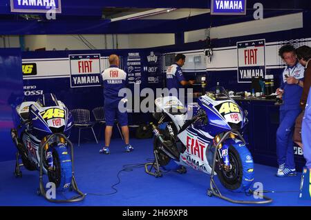 Mugello - Italien, 30 2008. Mai: Yamaha M1 von Fahrer Valentino Rossi im Kasten während des MotoGP GP GP von Italien 2008 auf dem Kurs von Mugello. Italien Stockfoto