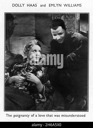 DOLLY HAAS und EMLYN WILLIAMS in BROKEN BLOSSOMS 1936 Regisseur JOHN BRAHM adaptiert von Emlyn Williams aus The Chink and the Child von Thomas Burke und D.W. Griffiths stilles Meisterwerk Broken Blossoms, Regie James A. Carter Julius Hagen Productions / Twickenham Film Distributors Ltd Stockfoto