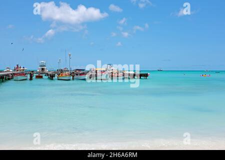 Fischerhafen auf der Insel Aruba in der Karibik Stockfoto