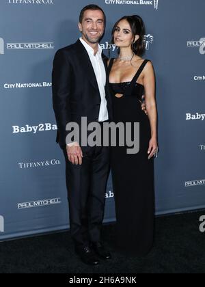 West Hollywood, Usa. November 2021. WEST HOLLYWOOD, LOS ANGELES, KALIFORNIEN, USA - 13. NOVEMBER: Mason Morfit und Verlobte/Schauspielerin Jordana Brewster kommen zur Baby2Baby 10-Jahres-Gala 2021, die am 13. November 2021 im Pacific Design Center in West Hollywood, Los Angeles, Kalifornien, USA, stattfand. (Foto: Xavier Collin/Image Press Agency/Sipa USA) Quelle: SIPA USA/Alamy Live News Stockfoto