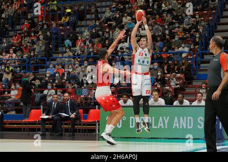 Mailand, Italien. November 2021. Justin Johnson (UNA Hotels Reggio Emilia) während Der A/X Armani Exchange Milano vs UNAHOTELS Reggio Emilia, Italienische Basketball Eine Serie Championship in Mailand, Italien, November 14 2021 Credit: Independent Photo Agency/Alamy Live News Stockfoto