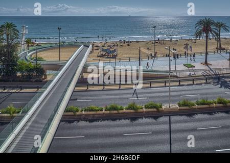 Der Strand Postiguet, oder einfach El Postiguet, befindet sich in der spanischen Stadt Alicante, im Viertel Ensanche, Valencia, Spanien, Europa Stockfoto