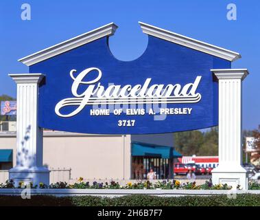 Ortseingangsschild, Whitehaven, Graceland Mansion, Elvis Presley Boulevard, Memphis, Tennessee, Vereinigte Staaten von Amerika Stockfoto