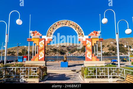 San Pablo de Tiquina am Titicacasee in Bolivien Stockfoto