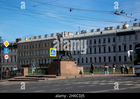 St. Petersburg, Russland - 12. Juli 2021: Skulptur auf der Anitschkow-Brücke im Zentrum von St. Petersburg Stockfoto