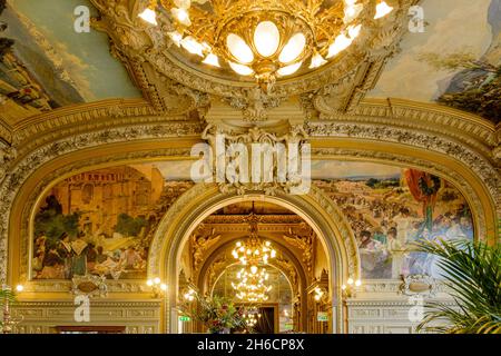 Frankreich. Paris (75) (12. Arrondissement). Bahnhof Lyon. Das Restaurant 'Le Train bleu', im neobarocken und Belle Epoque Stil aus dem 19. Jahrhundert, erbaut von der A Stockfoto