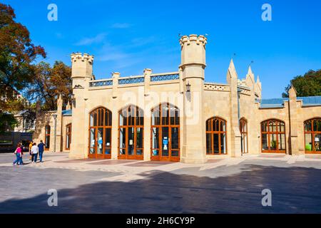 Narzan oder Narzannaya Galerie ist ein historisches Gebäude am Kurortny Boulevard in Kislowodsk Kurstadt in kaukasischen Mineralwässer Region, Stawropol Kra Stockfoto