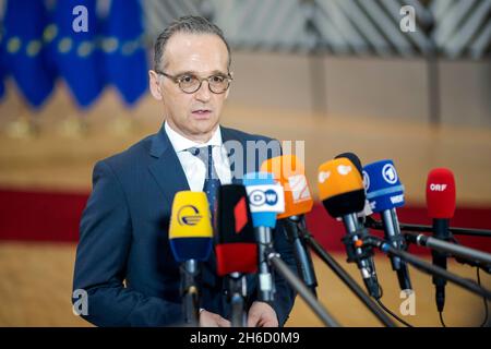 Brüssel, Belgien. November 2021. Heiko Maas, Exekutivaußenminister des Bundes, wurde während einer Türschwelle vor einem Arbeitstreffen der EU-Außenminister aufgezeichnet. Brüssel, 11/15/2021. Copyright: Janine Schwithz/photothek.de Credit: dpa/Alamy Live News Stockfoto