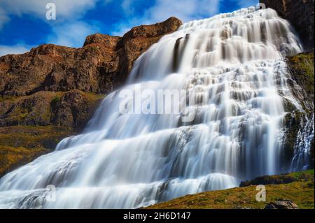 Dynjandi Wasserfall auf der Halbinsel Westfjorde in Island Stockfoto
