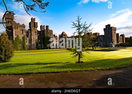 Ashford Castle 5-Sterne-Hotel am Ufer des Lough Corrib in Cong County Mayo, Irland Stockfoto