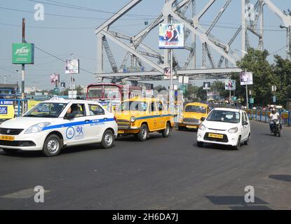 Verkehr in Kalkutta, Indien, 2019. Stockfoto