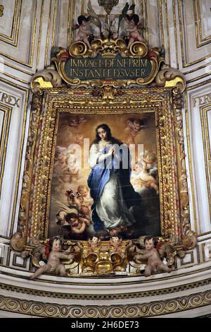 Die Unbefleckte Empfängnis von Bartolomé Esteban Murillo im Kapitelhaus, in der Kathedrale von Sevilla, Spanien. Stockfoto